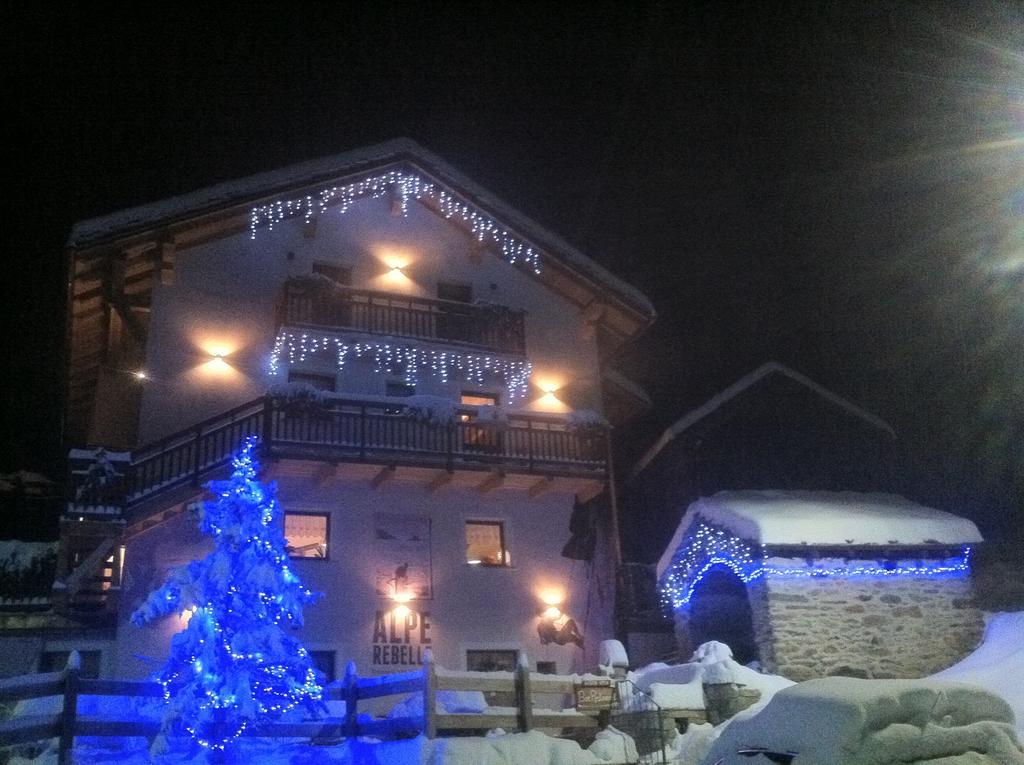 Alpe Rebelle Bed and Breakfast Bionaz Εξωτερικό φωτογραφία