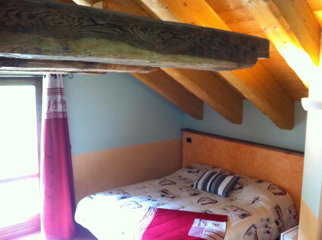 Alpe Rebelle Bed and Breakfast Bionaz Δωμάτιο φωτογραφία