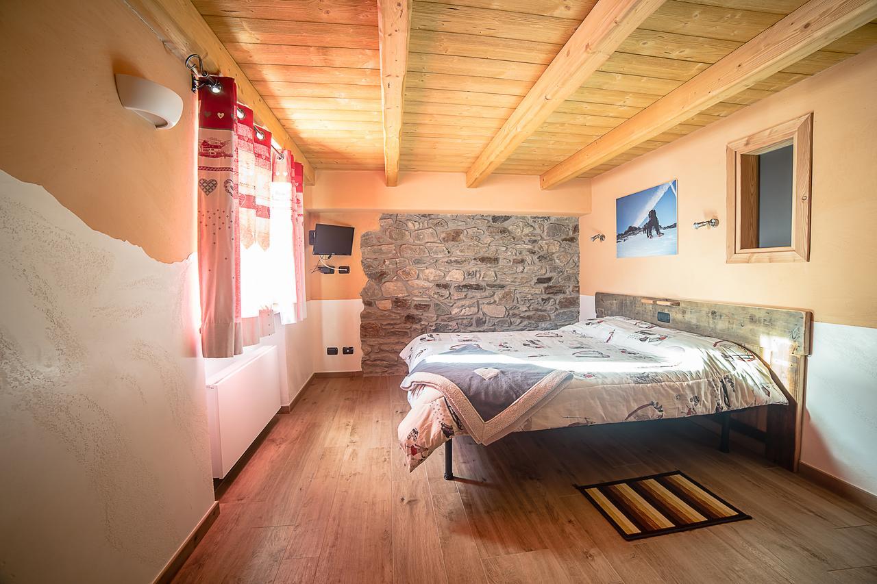 Alpe Rebelle Bed and Breakfast Bionaz Εξωτερικό φωτογραφία