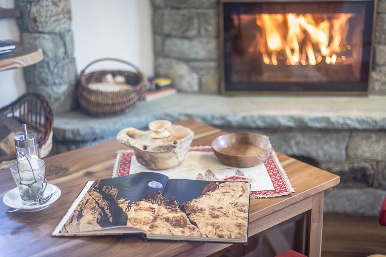 Alpe Rebelle Bed and Breakfast Bionaz Εξωτερικό φωτογραφία